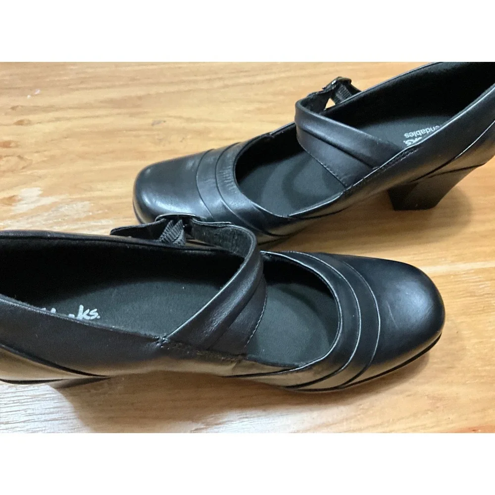 Clarks Bendables Black Leather Mary Jane Block Heels Pumps 11M 37557